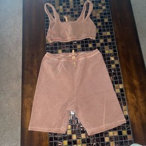 SKIMS Outdoor Basics Set - Camel / LAST CHANCE DELETING SOON